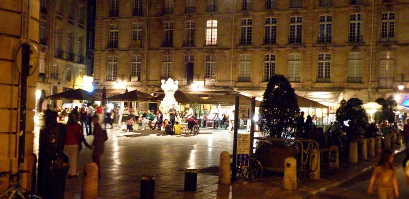 Appartamento Atypique Grand Theatre Bordeaux Esterno foto